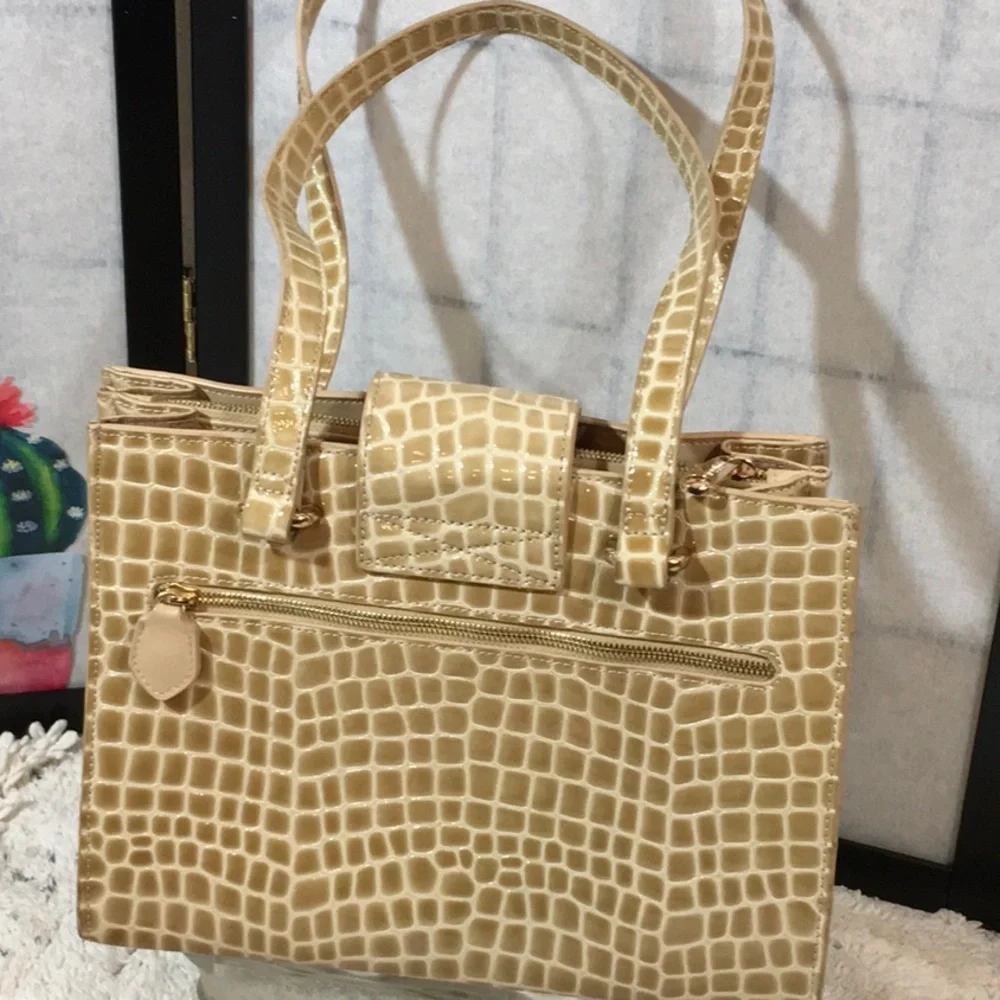 Spartina 449 leather shoulder bag and wallet set